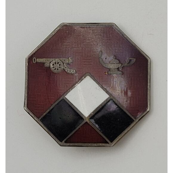 Vintage WWII US Army Field Artillery Sterling Silver DUI Pin 11 Grams Original - Picture 3 of 8